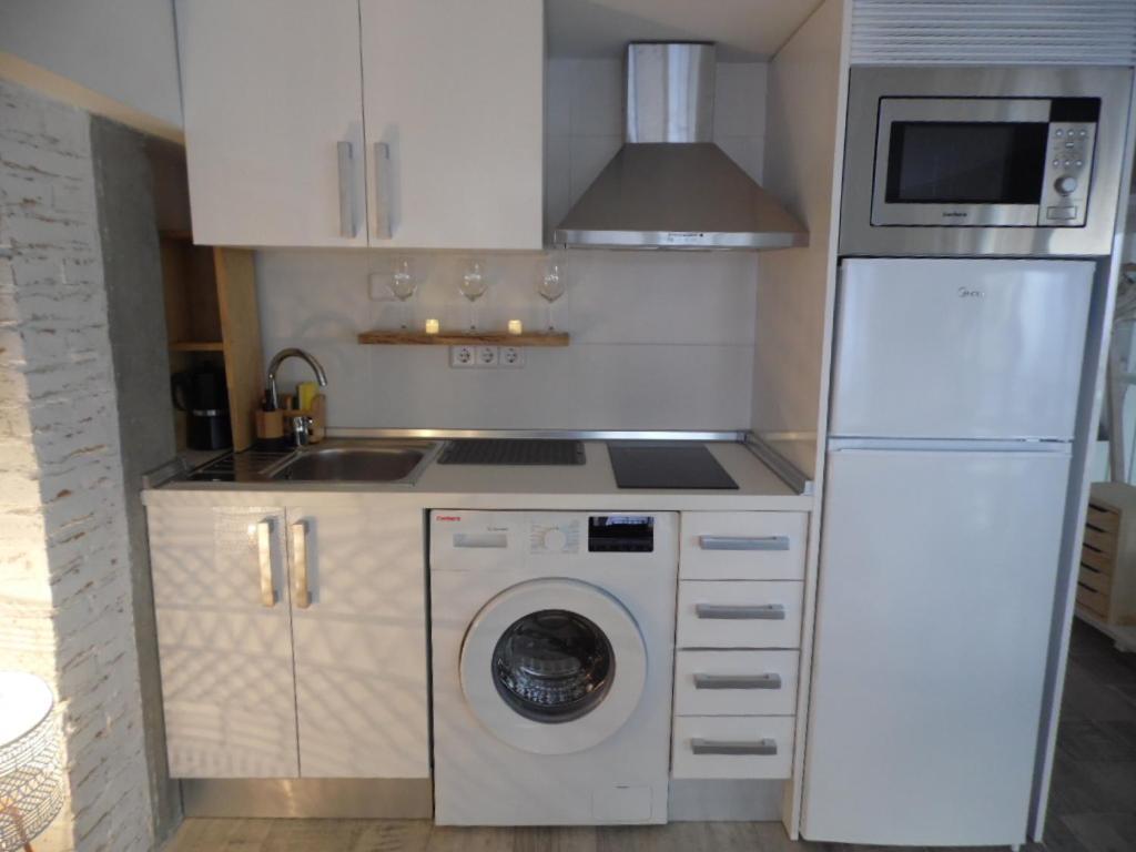 Apartamentos San Miguel Torremolinos Room photo